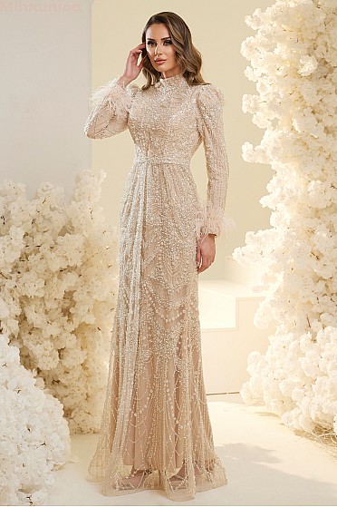 Tüy Manşetli İnce İşlemeli Larin Abiye - Krem